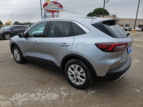 Used 2023 Ford Escape Active w/ Tech Pack #1 FWD image 7