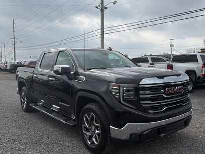 Used 2024 GMC Sierra 1500 SLT w/ SLT Premium Plus Package