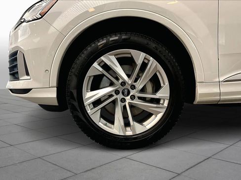 Used 2023 Audi Q7 Premium Plus w/ Premium Plus Package image 11