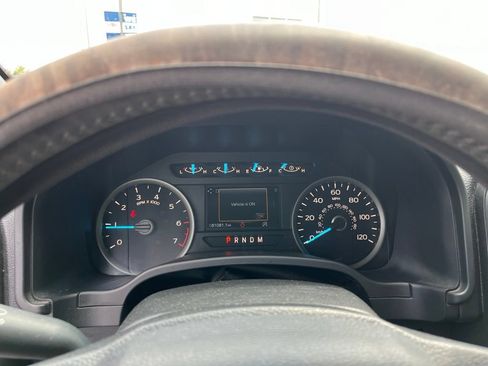 Used 2019 Ford F150 XLT w/ Equipment Group 302A Luxury RWD image 12