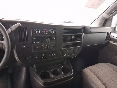 Used 2024 Chevrolet Express 3500 LT w/ LT Preferred Equipment Group image 20