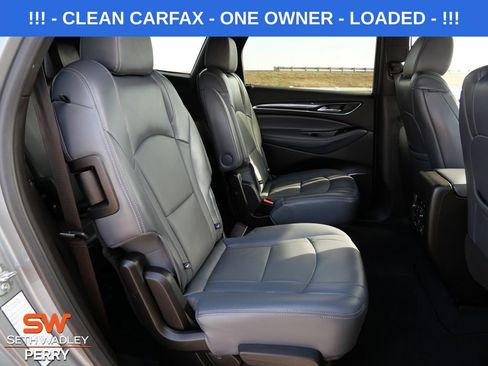 Used 2024 Buick Enclave Premium image 13