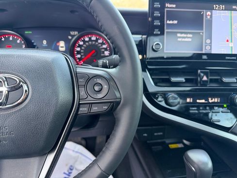 Used 2024 Toyota Camry XSE image 15