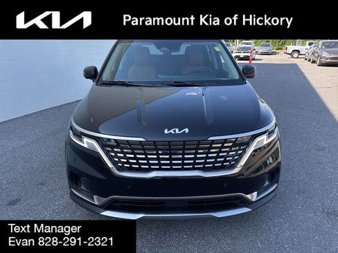 Used 2024 Kia Carnival SX FWD image 2