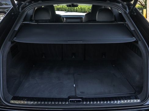 Used 2023 Audi SQ8 Prestige AWD/4WD image 33