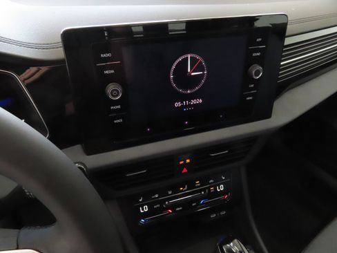 New 2026 Volkswagen Jetta SE FWD image 16