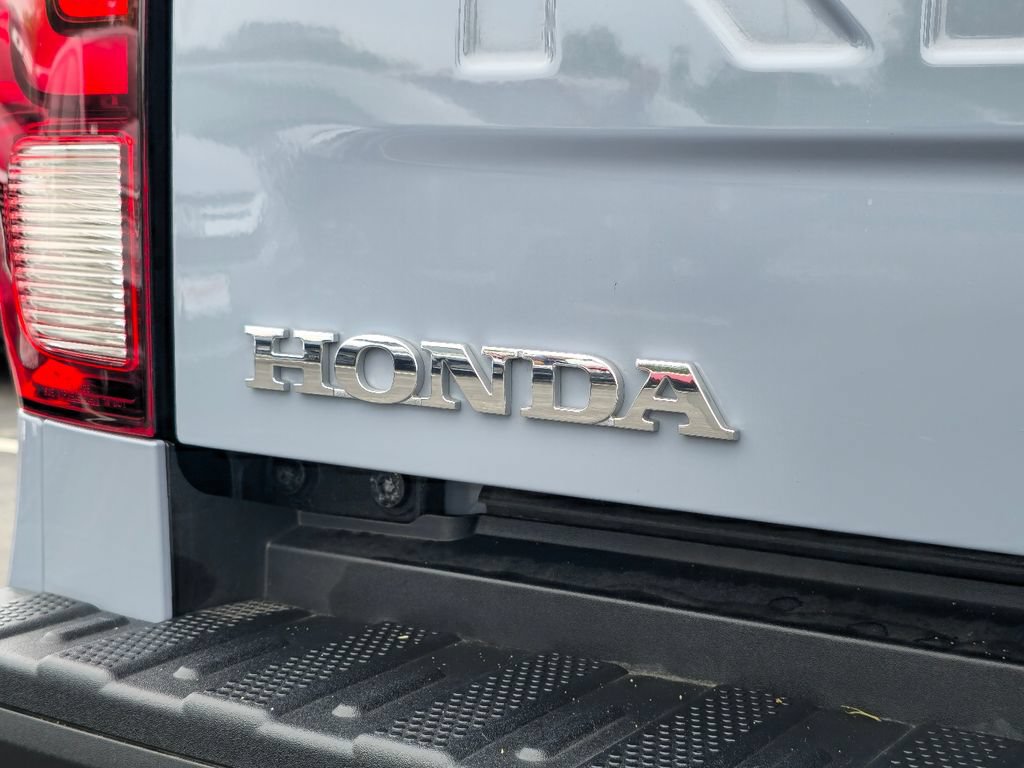 Used 2025 Honda Ridgeline Black Edition image 31