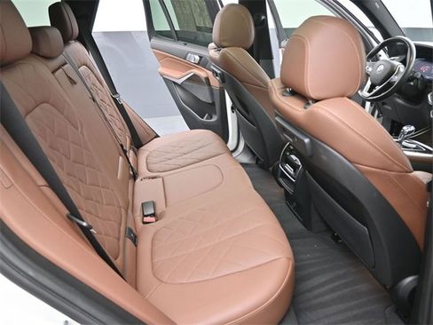 Certified 2023 BMW X5 sDrive40i w/ Executive Package image 24