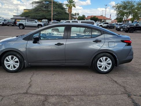Used 2023 Nissan Versa S w/ Trunk Package FWD image 5