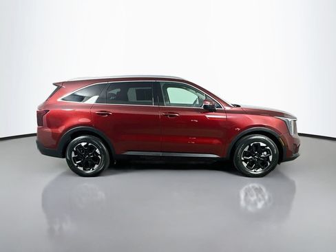 Used 2024 Kia Sorento S FWD image 7