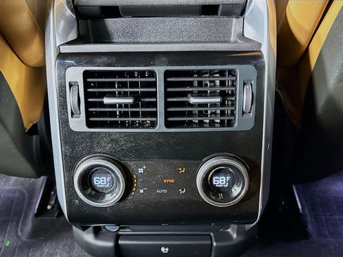 Used 2019 Land Rover Range Rover Sport Supercharged image 28