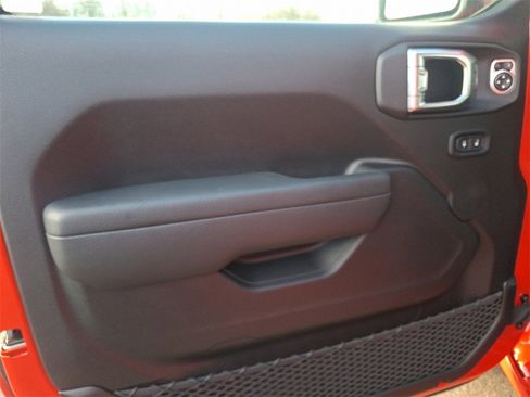 New 2026 Jeep Gladiator Sport image 8