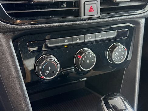 Used 2025 Volkswagen Taos S FWD image 22