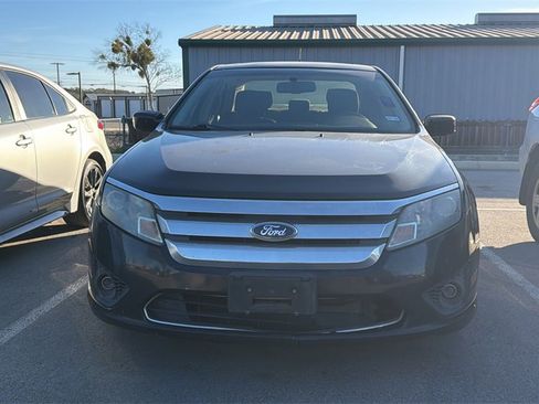 Used 2011 Ford Fusion SE w/ 202A Rapid Spec Order Code image 2