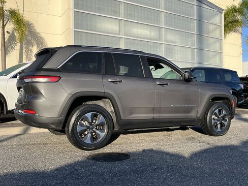 Used 2022 Jeep Grand Cherokee Limited 4xe image 6