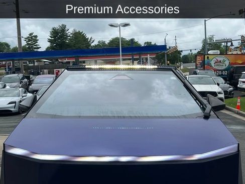 Used 2024 Tesla Cybertruck Cyberbeast AWD/4WD image 7