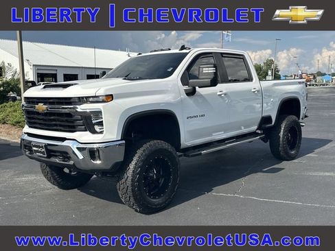Used 2024 Chevrolet Silverado 2500 LT w/ All Star Edition AWD/4WD image 1