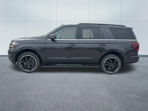 Used 2023 Ford Expedition Limited AWD/4WD image 7