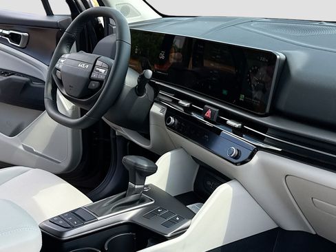 New 2026 Kia Sportage EX AWD/4WD image 5