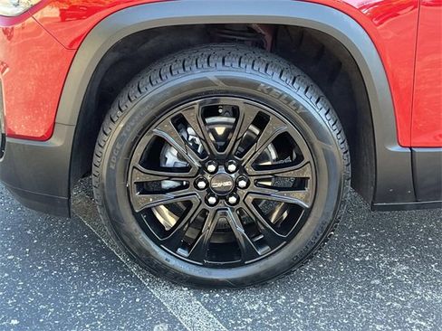 Certified 2022 GMC Acadia SLT w/ Elevation Edition image 10