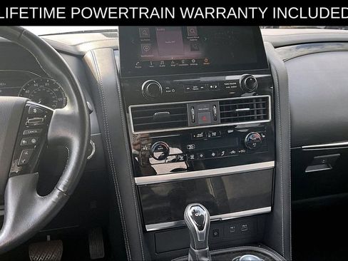 Certified 2024 INFINITI QX80 Luxe image 8