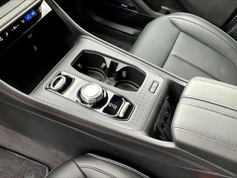 New 2025 Jeep Wagoneer S Limited w/ Comfort Package image 18