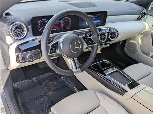 Certified 2026 Mercedes-Benz CLA 250 image 10