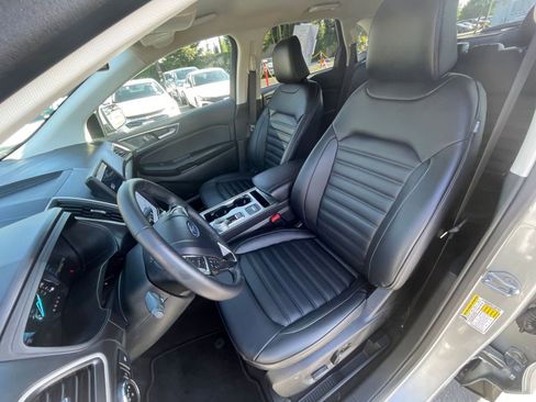 Used 2024 Ford Edge SEL image 35