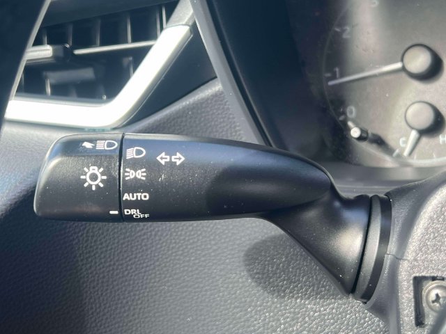 Certified 2023 Toyota Corolla SE w/ Carpet Mat Package (TMS) FWD image 26