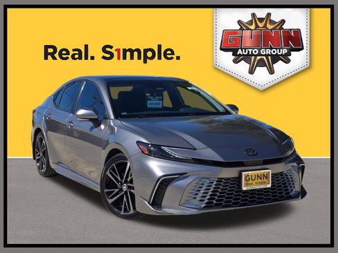 Used 2025 Toyota Camry XSE FWD image 1