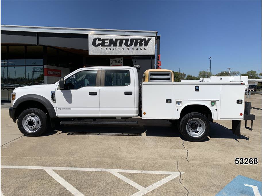 Used 2018 Ford F550 2WD Crew Cab Super Duty image 4