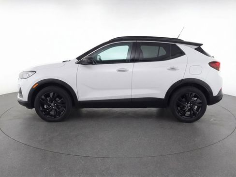 Used 2024 Buick Encore GX Sport Touring image 5