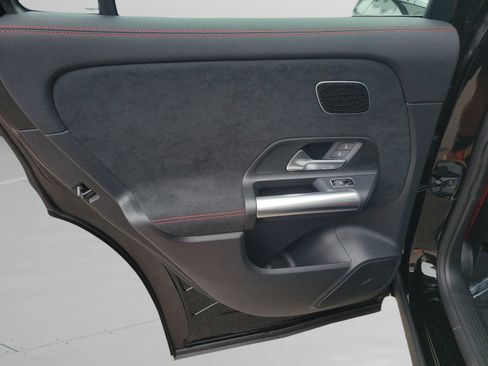 Used 2026 Mercedes-Benz GLA 35 AMG 4MATIC image 27