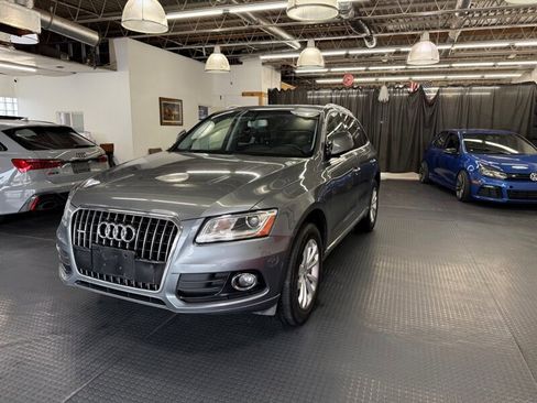 Used 2016 Audi Q5 2.0T Premium Plus w/ Technology Package image 6
