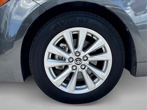Used 2025 Toyota Corolla SE FWD image 8