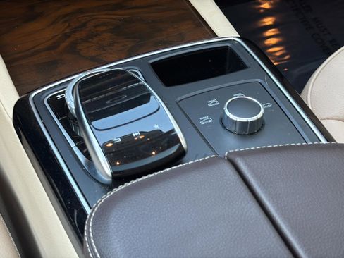 Used 2017 Mercedes-Benz GLE 350 image 22