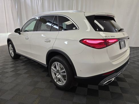 New 2025 Mercedes-Benz GLC 300 4MATIC image 5