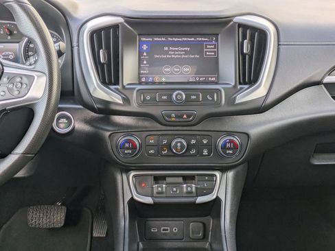 Used 2023 GMC Terrain SLE w/ Driver Convenience Package image 13