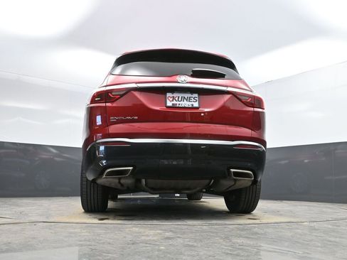 Used 2024 Buick Enclave Premium image 26