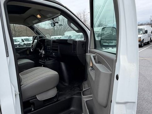 New 2025 Chevrolet Express 3500 w/ Power Convenience Package image 25