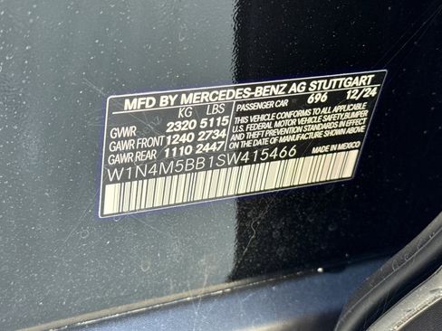 New 2025 Mercedes-Benz GLB 35 AMG AMG  35 image 19