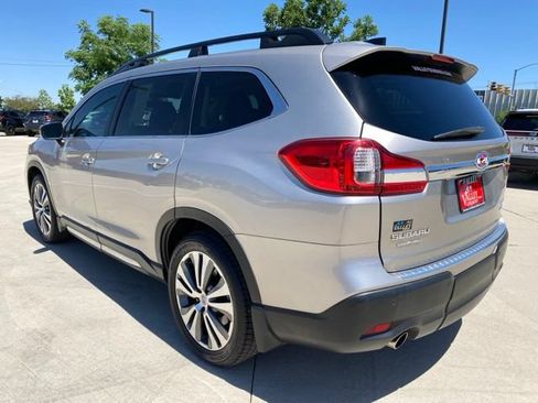 Used 2020 Subaru Ascent Limited w/ Technology Package AWD/4WD image 3