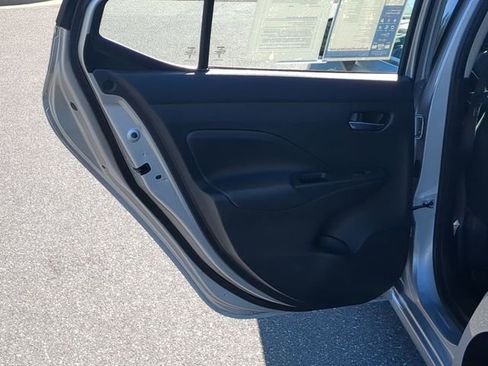 Used 2023 Nissan Versa SV image 33