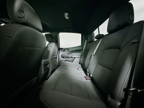 Used 2023 Chevrolet Colorado LT w/ LT Convenience Package image 28