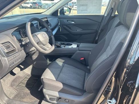 New 2026 Nissan Rogue SV FWD image 6