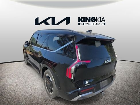 Certified 2024 Kia EV9 Land AWD/4WD image 4