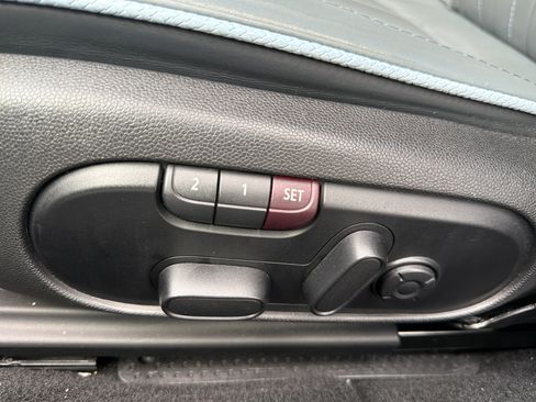Used 2024 MINI Cooper Clubman S w/ MINI Untold Edition FWD image 17