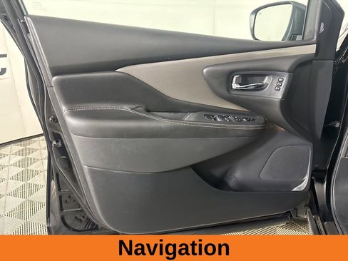 Used 2024 Nissan Murano SL image 9