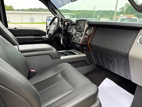 Used 2015 Ford F350 Lariat w/ Lariat Interior Package AWD/4WD image 36