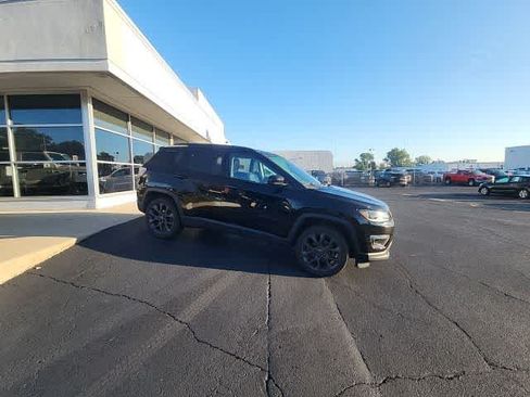 Certified 2019 Jeep Compass High Altitude AWD/4WD image 9